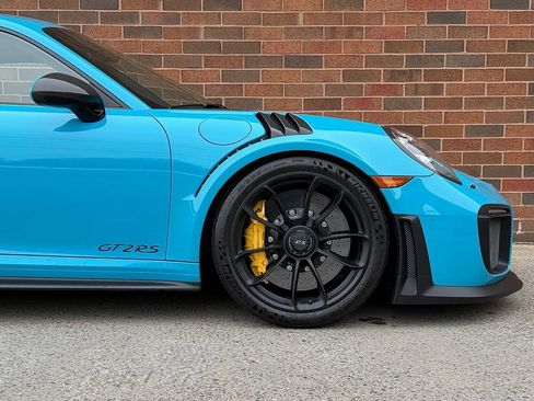 Used 2018 Porsche 911 GT2 RS image 11