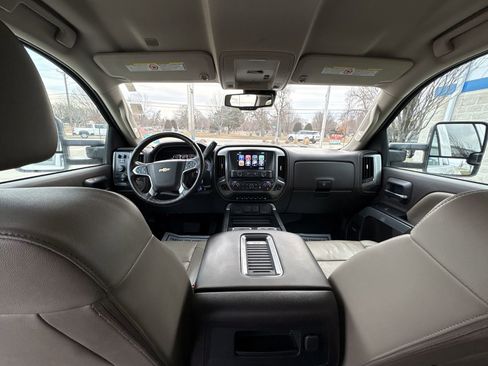 Used 2017 Chevrolet Silverado 2500 LTZ w/ Vortec Plus Package image 19