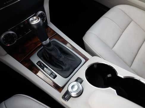 Used 2010 Mercedes-Benz GLK 350 2WD w/ Multimedia Pkg image 41