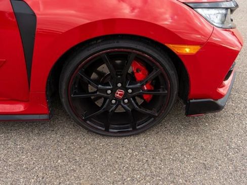 Used 2017 Honda Civic Type R image 9