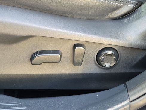 Used 2024 Subaru Outback Limited image 23