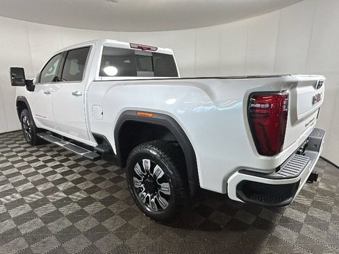 Used 2024 GMC Sierra 2500 Denali w/ Denali Reserve Package AWD/4WD image 5