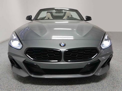 Certified 2023 BMW Z4 sDrive30i w/ Premium Package image 4
