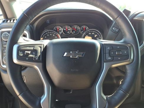 Used 2021 Chevrolet Silverado 1500 LT Trail Boss w/ Convenience Package II AWD/4WD image 32