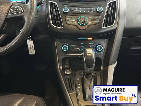 Used 2015 Ford Focus SE w/ Equipment Group 201A image 17