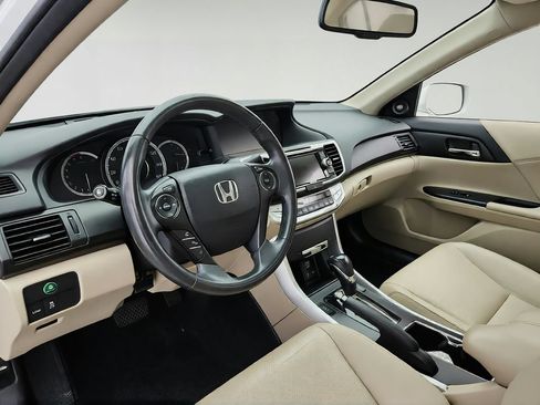 Used 2014 Honda Accord EX-L image 9