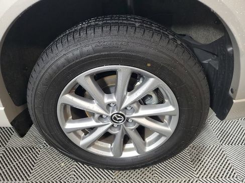 Used 2025 MAZDA CX-5 AWD 2.5 S w/ Preferred Package image 11