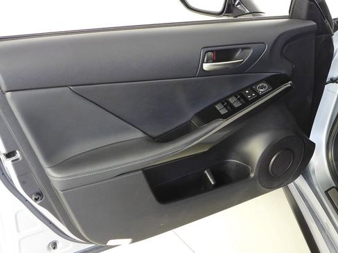 Used 2023 Lexus IS 300 w/ Comfort Package RWD image 11