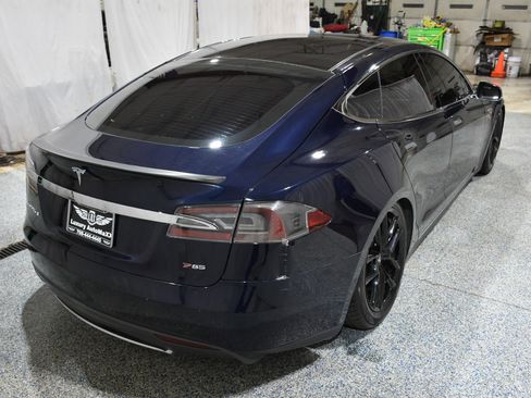 Used 2013 Tesla Model S Performance image 26
