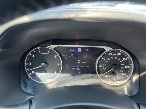 Used 2022 Nissan Altima 2.5 SL FWD image 12