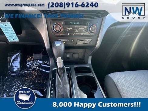 Used 2017 Ford Escape SE w/ Equipment Group 201A image 6