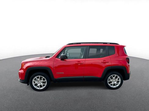 Certified 2022 Jeep Renegade Latitude w/ Convenience Group image 5