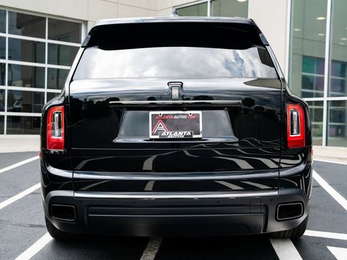 Used 2022 Rolls-Royce Cullinan Black Badge AWD/4WD image 15