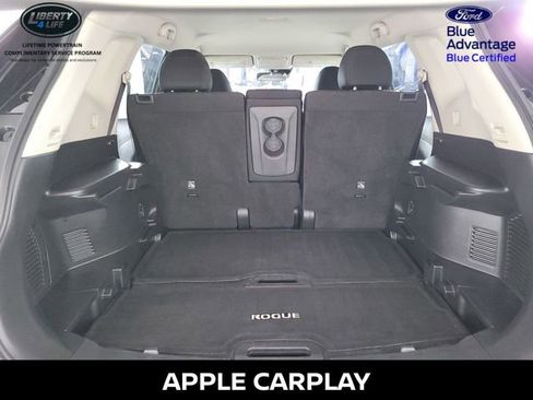 Used 2020 Nissan Rogue SV image 16