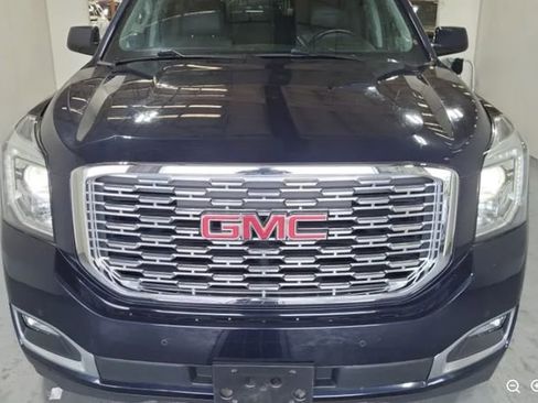 Used 2019 GMC Yukon XL Denali w/ Open Road Package AWD/4WD image 4
