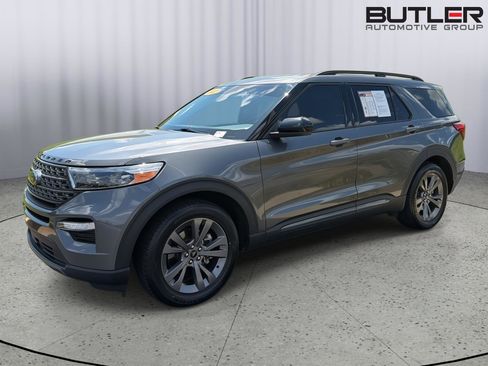 Used 2022 Ford Explorer XLT w/ Equipment Group 202A RWD image 1