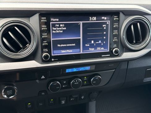 Certified 2022 Toyota Tacoma TRD Off-Road w/ Technology Package RWD image 21