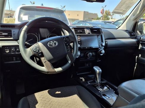 Used 2024 Toyota 4Runner TRD Off-Road image 9