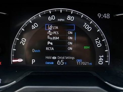 Used 2021 Toyota RAV4 Limited AWD/4WD image 30