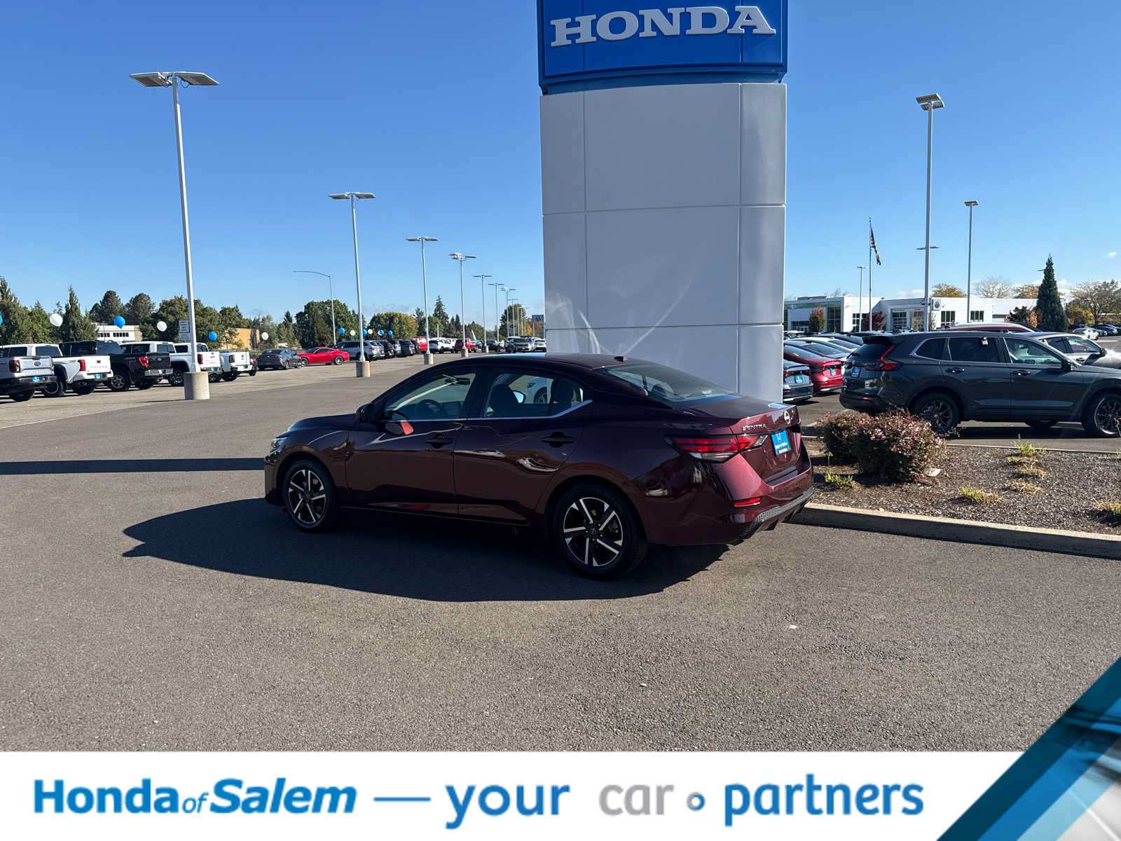 Used 2025 Nissan Sentra SV FWD image 4