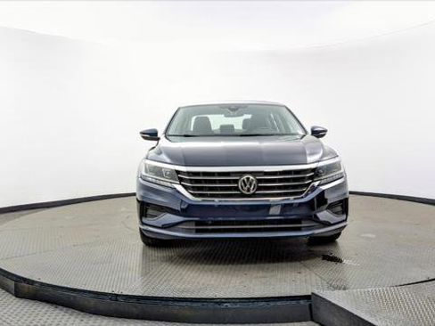 Used 2022 Volkswagen Passat 2.0T SE image 12