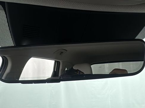 Used 2025 Kia Sorento EX image 33