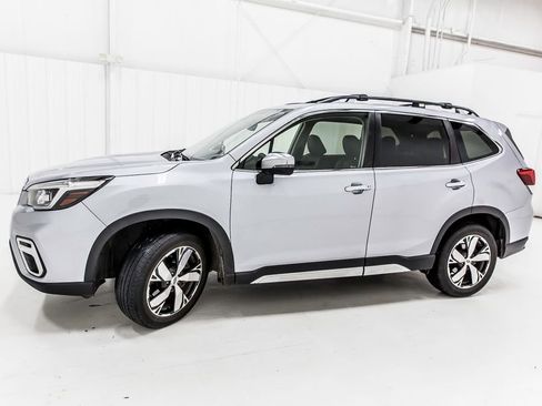 Used 2019 Subaru Forester Touring w/ Popular Package #3 AWD/4WD image 3