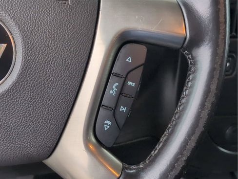 Used 2019 Chevrolet Express 2500 w/ Driver Convenience Package image 43