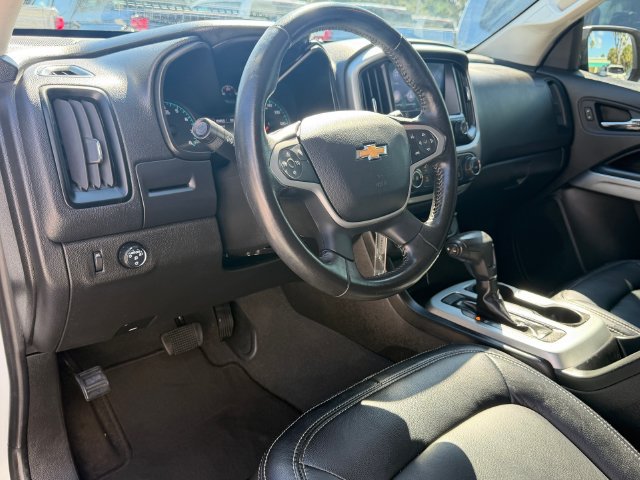 Used 2021 Chevrolet Colorado LT w/ Safety Package RWD image 12