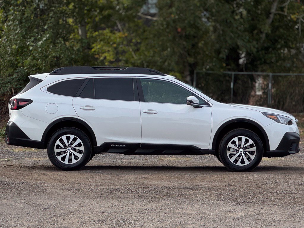 Certified 2022 Subaru Outback Premium AWD/4WD image 8