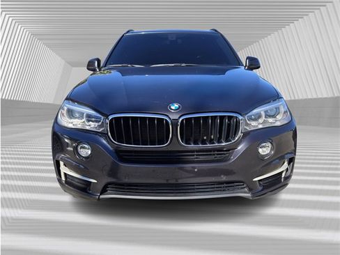 Used 2015 BMW X5 xDrive35i w/ Driver Assistance Package image 2