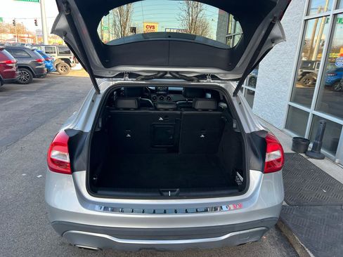 Used 2018 Mercedes-Benz GLA 250 4MATIC image 16