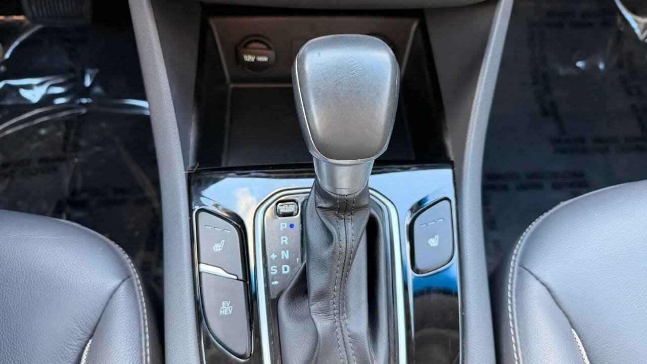 Used 2019 Hyundai Ioniq Limited FWD image 16