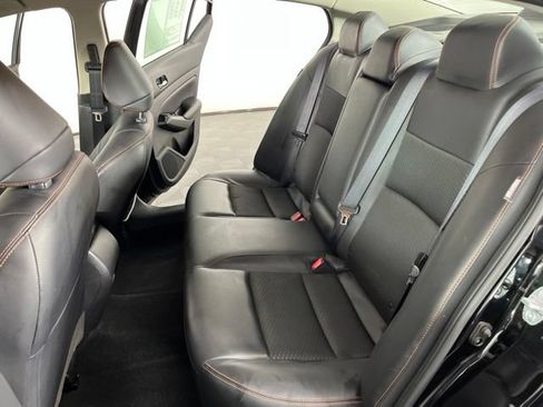 Used 2024 Nissan Altima 2.5 SR FWD image 38
