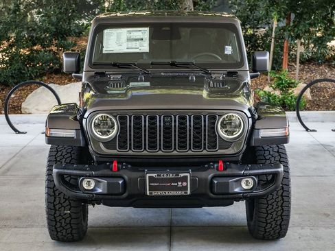 New 2026 Jeep Gladiator Rubicon image 2