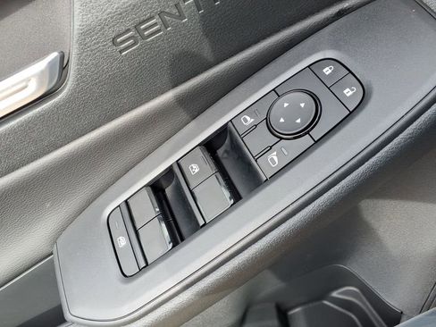 New 2026 Nissan Sentra SV image 17