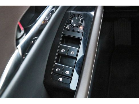 Used 2022 MAZDA CX-30 AWD 2.5 S w/ Premium Package image 20