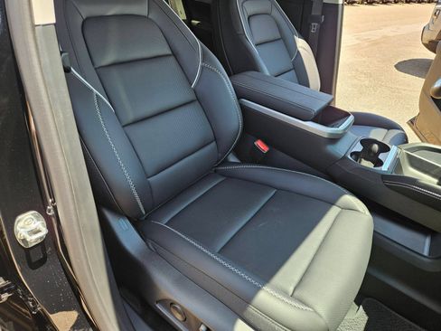 New 2026 GMC Terrain Denali AWD/4WD image 29