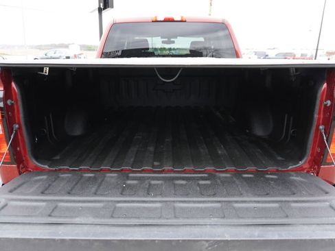 Used 2018 Chevrolet Silverado 1500 LT w/ All Star Edition image 27