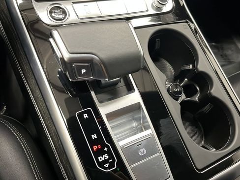 Used 2025 Audi Q7 3.0T Premium Plus w/ Premium Plus Package AWD/4WD image 19
