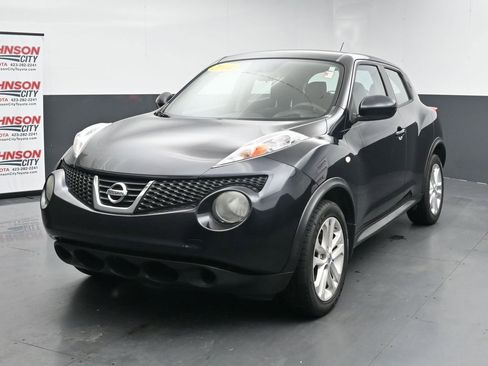 Used 2014 Nissan Juke S FWD image 4