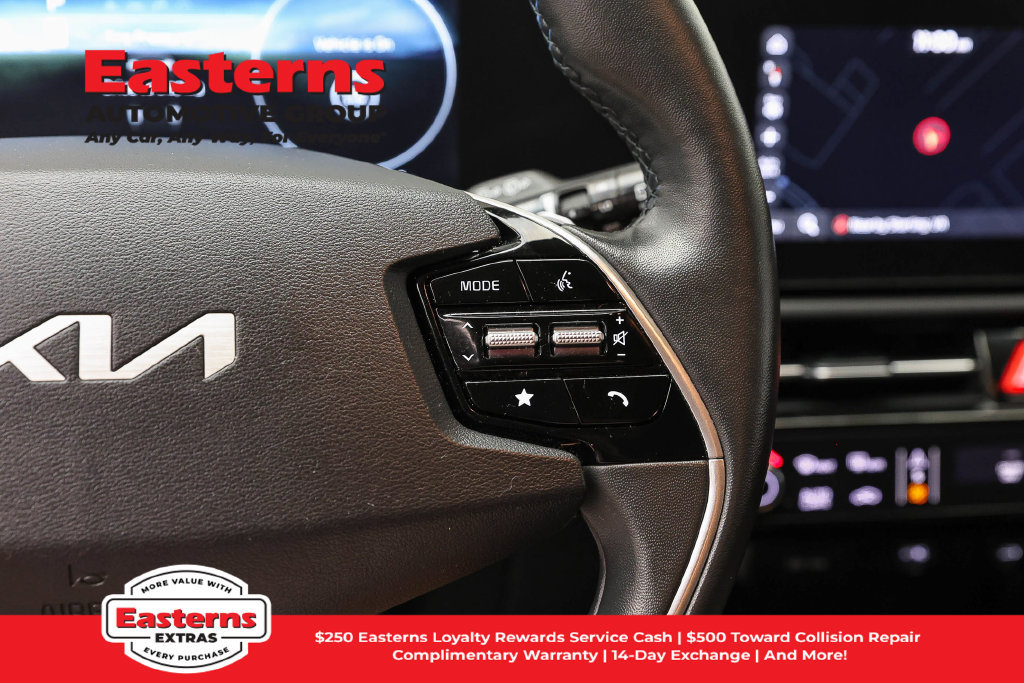 Used 2023 Kia Niro Wind w/ Wind Preserve Package FWD image 17