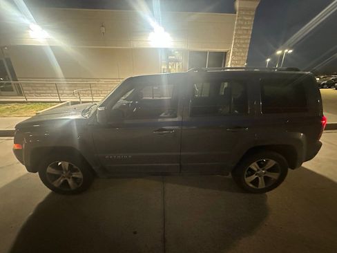 Used 2016 Jeep Patriot High Altitude image 4