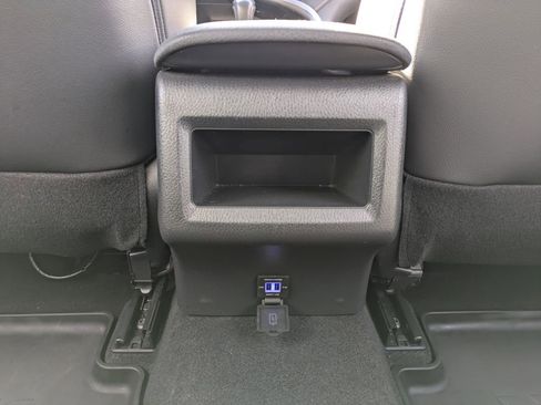 Used 2023 Toyota Camry SE image 31