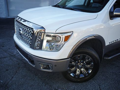 Used 2018 Nissan Titan Platinum Reserve image 2