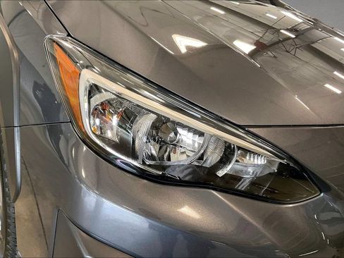 Used 2021 Subaru Crosstrek 2.5i Sport w/ Moonroof Package AWD/4WD image 32