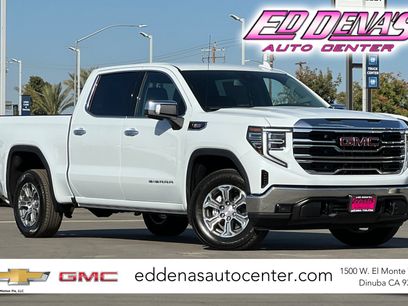 New 2026 GMC Sierra 1500 SLT w/ SLT Convenience Package
