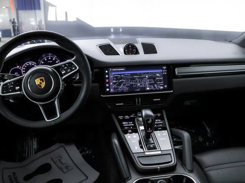 Used 2022 Porsche Cayenne Platinum Edition AWD/4WD image 26