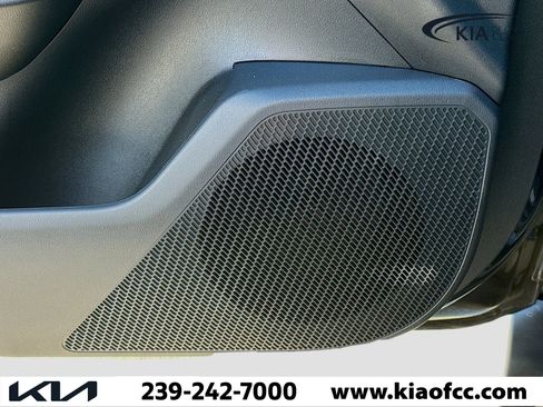 New 2025 Kia K4 LXS image 22