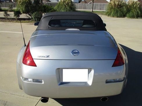 Used 2005 Nissan 350Z Grand Touring RWD image 8